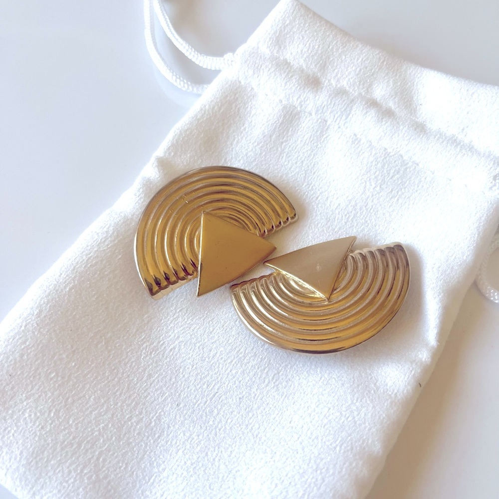 Vintage Gold Clip On Earrings
